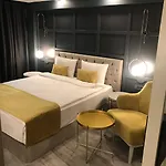 B Loft Hotel