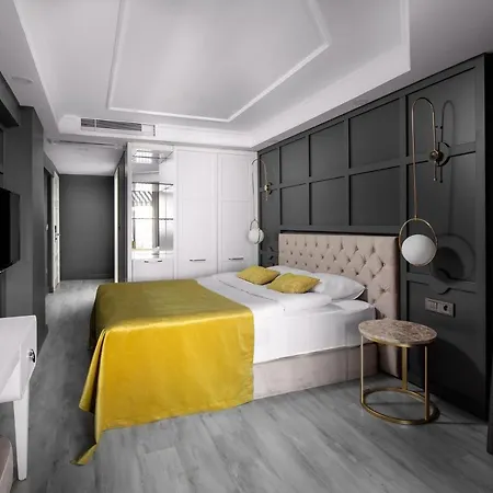 Hotel B Loft 3*